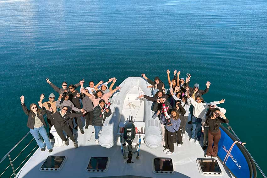 Aorere students on boat 