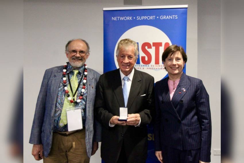 Attendees of the FAST symposium posing for picture at the event.