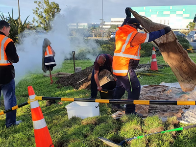 Preparing the hangi pit