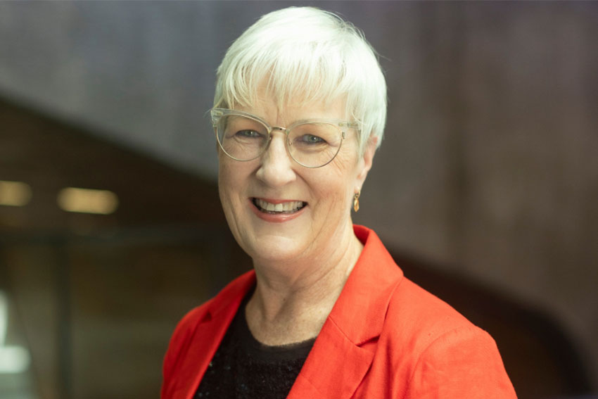 Kate Kearin, Professor at AUT smiling at camera.